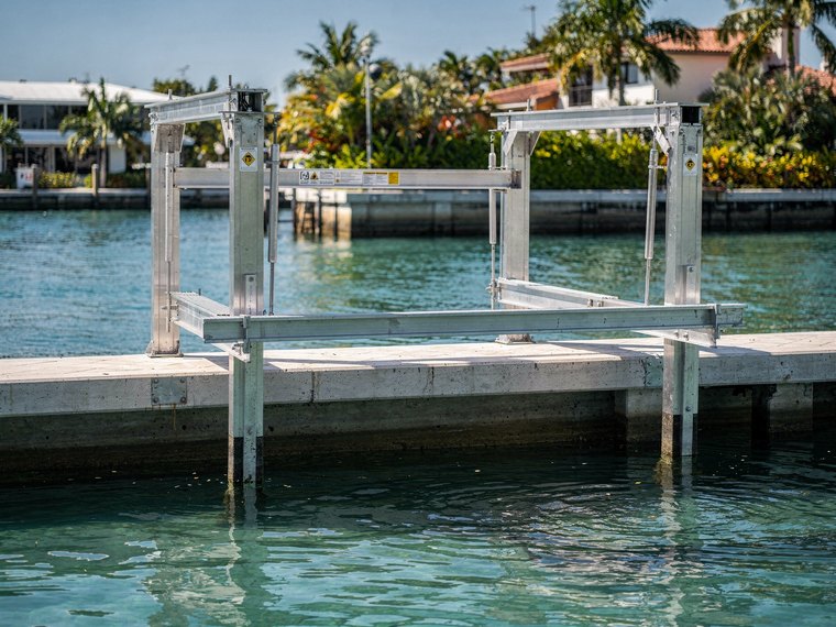 Boat Lift Installation and Repair in Tampa, FL